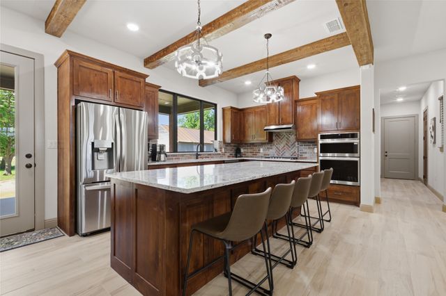 958 Cedar Mills Road, Gordonville, TX 76245