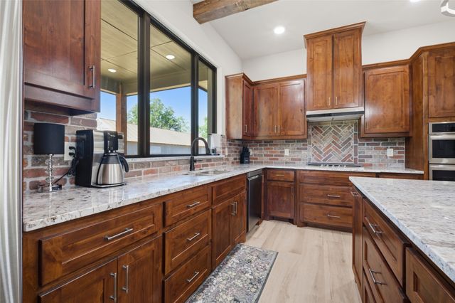958 Cedar Mills Road, Gordonville, TX 76245