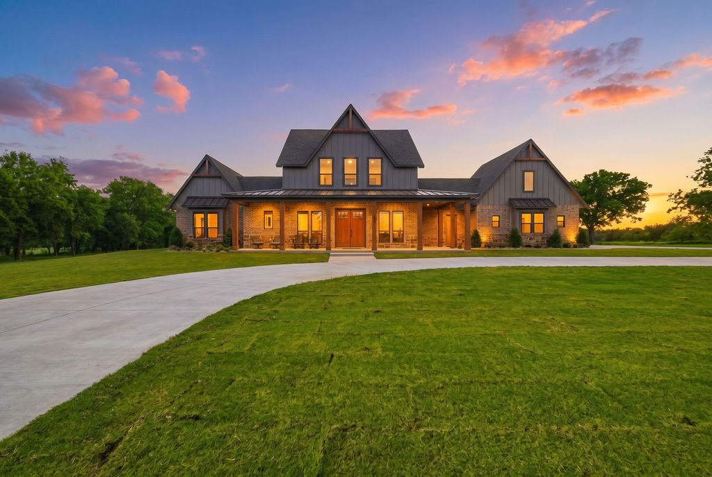 958 Cedar Mills Road, Gordonville, TX 76245