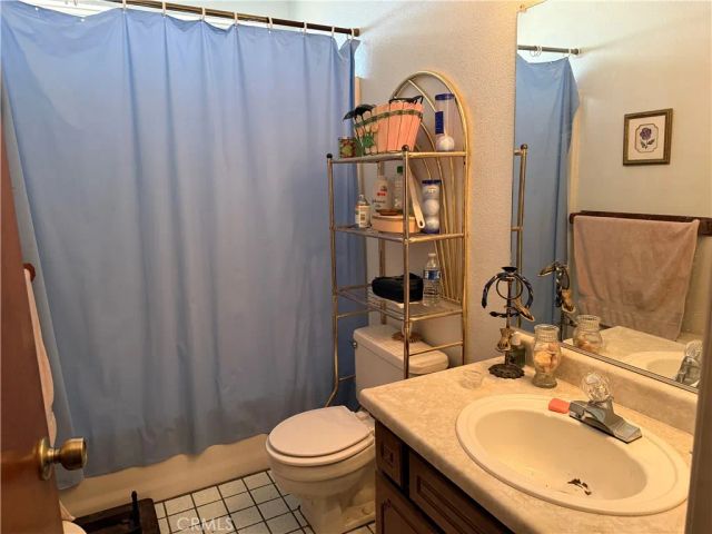 16082 Dale Evans Parkway, Apple Valley, CA 92307