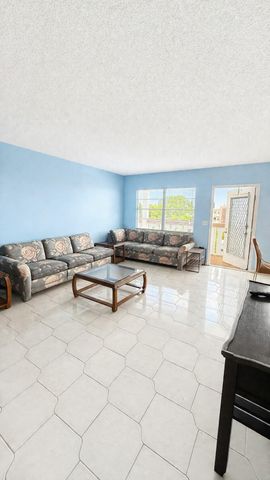 4024 Wolverton E, Boca Raton, FL 33434