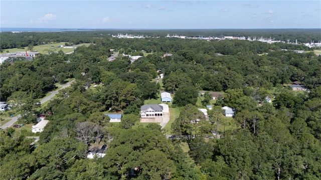 14030 Mars Avenue, Bayou La Batre, AL 36509