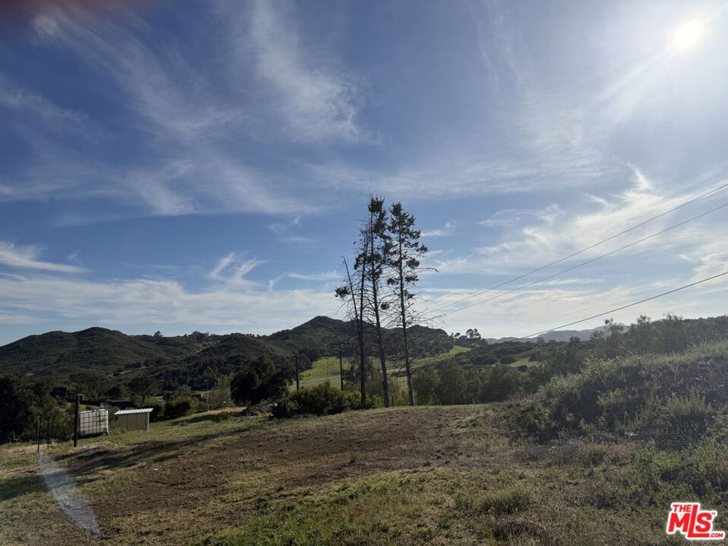 Image 9 of property listing at 33477 Mulholland Highway, Malibu, CA 90265