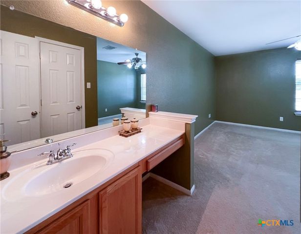 521 Weeping Willow Drive, Temple, TX 76502