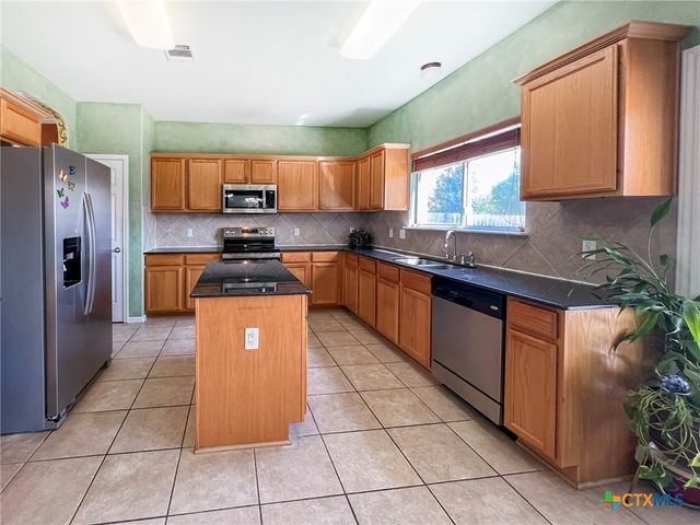 521 Weeping Willow Drive, Temple, TX 76502