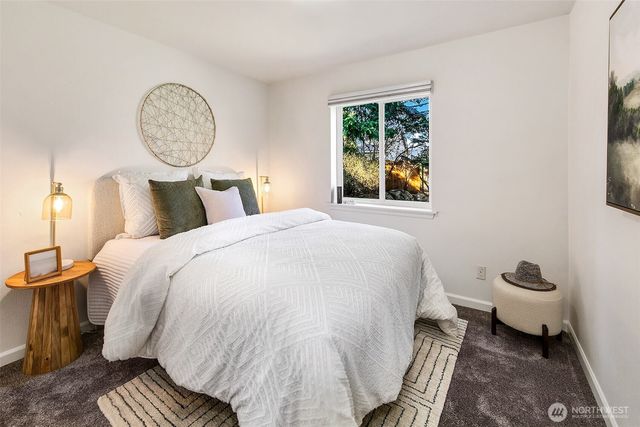 20217 102nd Place SE, Kent, WA 98031