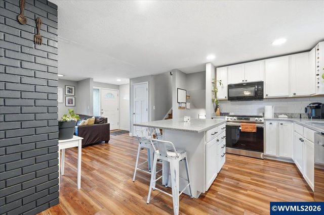 190 Kashmir St SE, Salem, OR 97306