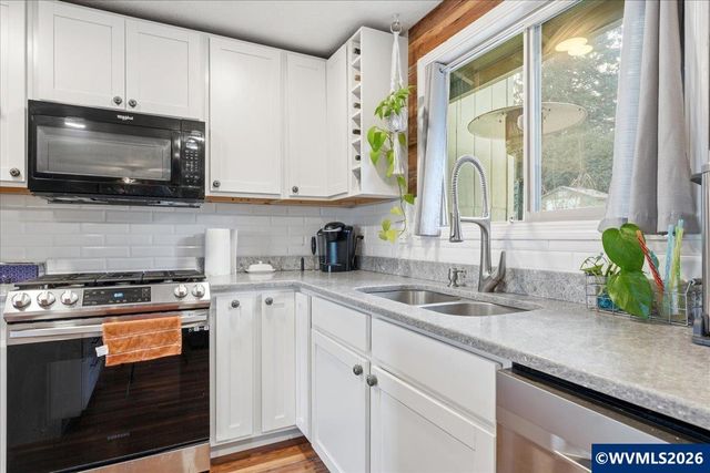 190 Kashmir St SE, Salem, OR 97306