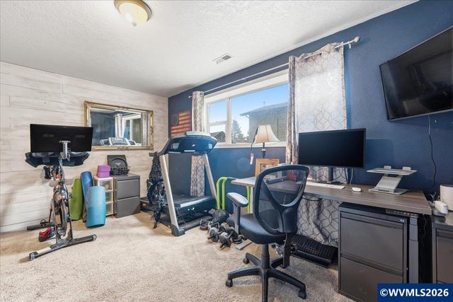 190 Kashmir St SE, Salem, OR 97306