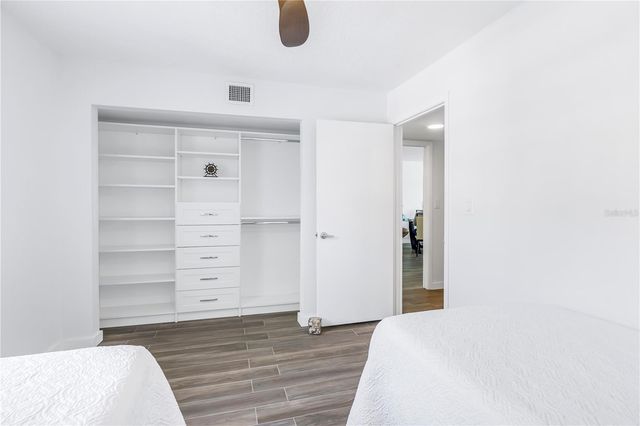 340 PINELLAS BAYWAY S 206, Tierra Verde, FL 33715