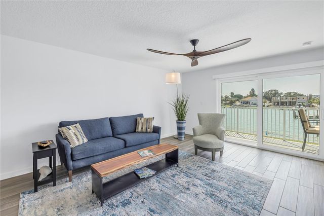 340 PINELLAS BAYWAY S 206, Tierra Verde, FL 33715