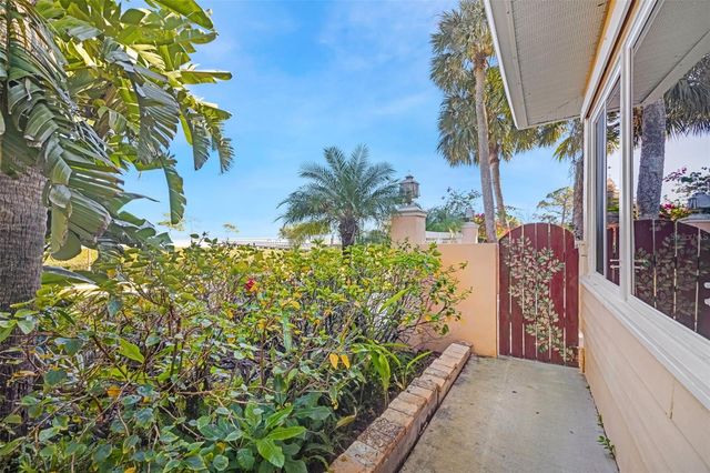 1407 N BAYSHORE DRIVE, Safety Harbor, FL 34695