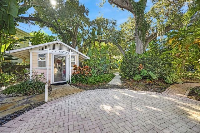 1407 N BAYSHORE DRIVE, Safety Harbor, FL 34695