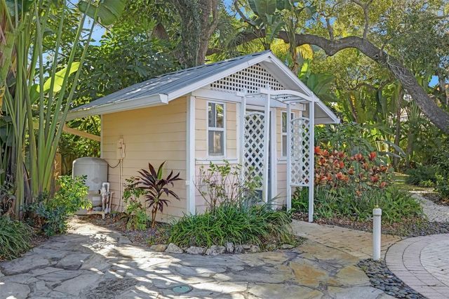 1407 N BAYSHORE DRIVE, Safety Harbor, FL 34695