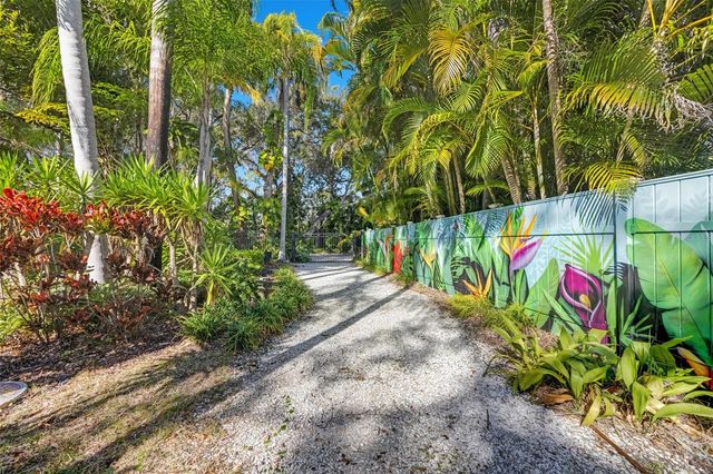 1407 N BAYSHORE DRIVE, Safety Harbor, FL 34695