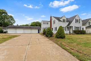 3231 Peoria Street, Elkhart, IN 46514