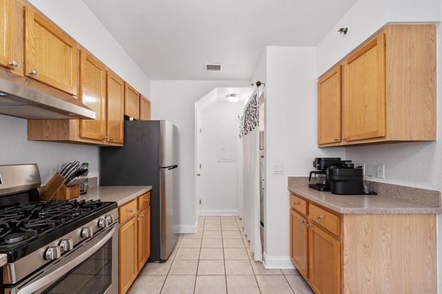 18 Bates A, Devens, MA 01432