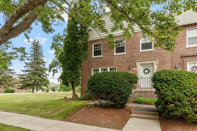18 Bates A, Devens, MA 01432