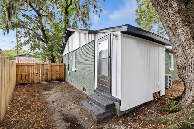 1907 Hazelwood Drive, Charleston, SC 29407