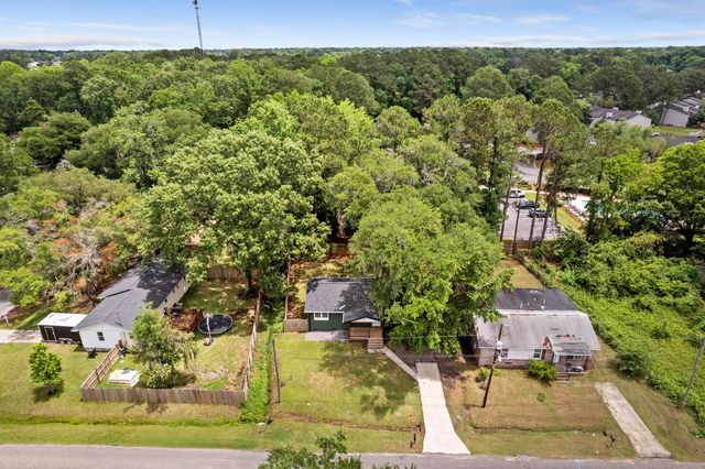 1907 Hazelwood Drive, Charleston, SC 29407