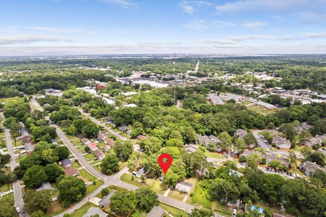 1907 Hazelwood Drive, Charleston, SC 29407