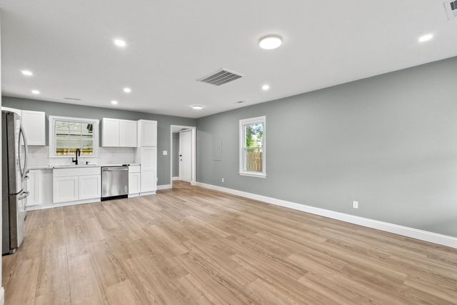1907 Hazelwood Drive, Charleston, SC 29407