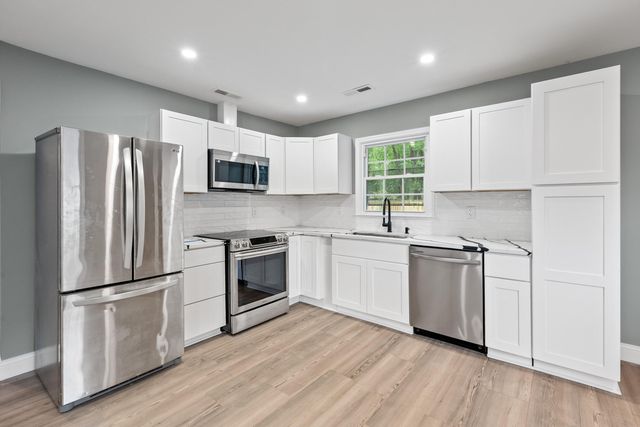 1907 Hazelwood Drive, Charleston, SC 29407