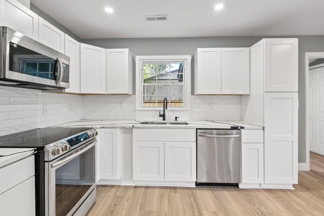 1907 Hazelwood Drive, Charleston, SC 29407