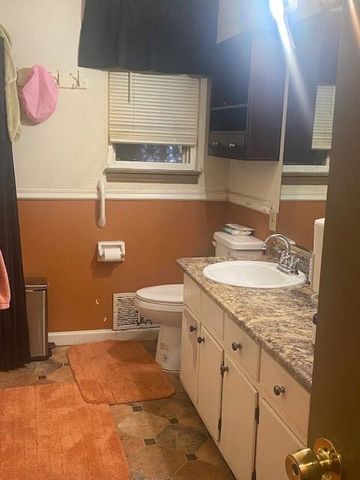 2003 W Starmount Way, Decatur, GA 30032