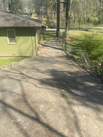 2003 W Starmount Way, Decatur, GA 30032