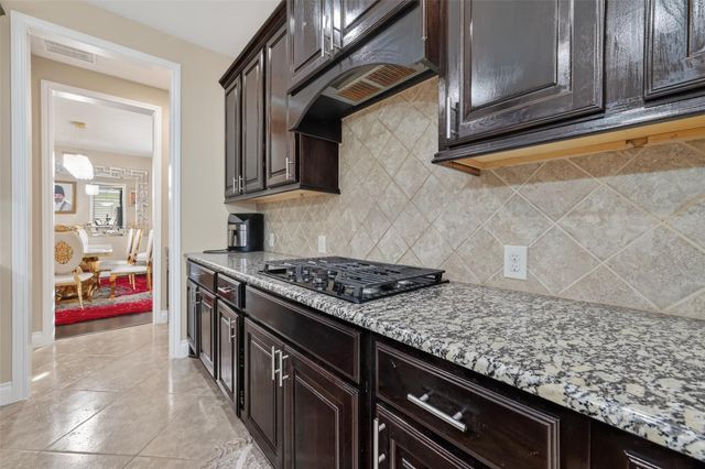 710 Butterfly Garden Trail, Richmond, TX 77406