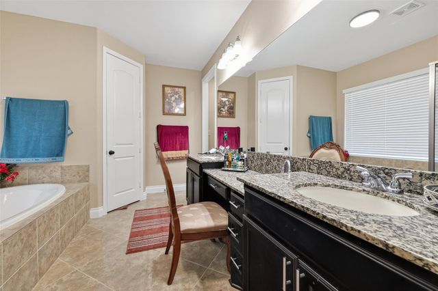 710 Butterfly Garden Trail, Richmond, TX 77406