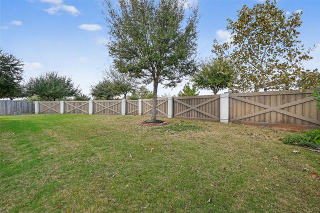 710 Butterfly Garden Trail, Richmond, TX 77406