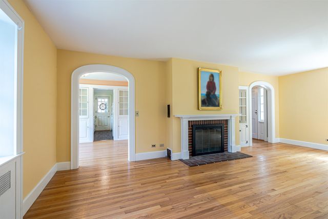 38 Putney Hill Road, Hopkinton, NH 03229