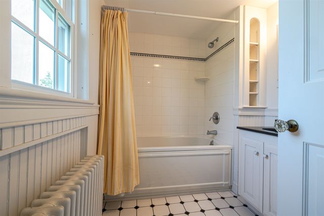 38 Putney Hill Road, Hopkinton, NH 03229