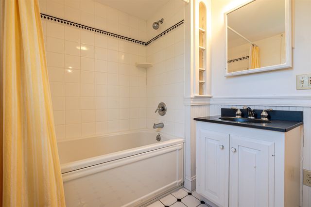 38 Putney Hill Road, Hopkinton, NH 03229