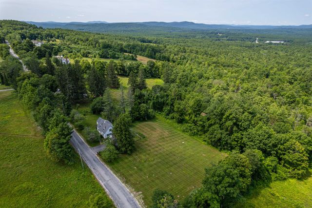 38 Putney Hill Road, Hopkinton, NH 03229