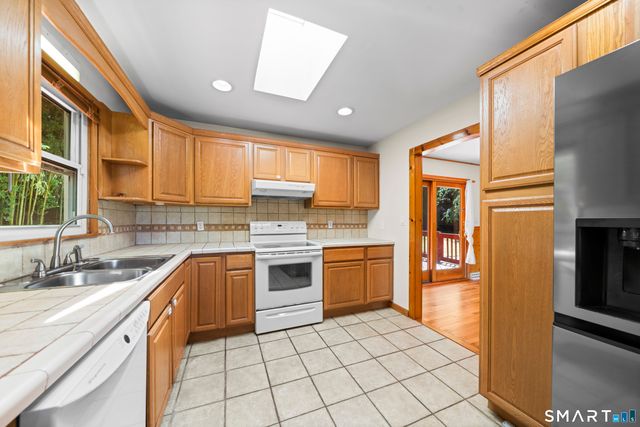 120 Burban Drive, Branford, CT 06405