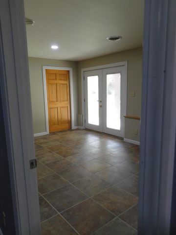 2536 Taylor School Road, London, KY 40741