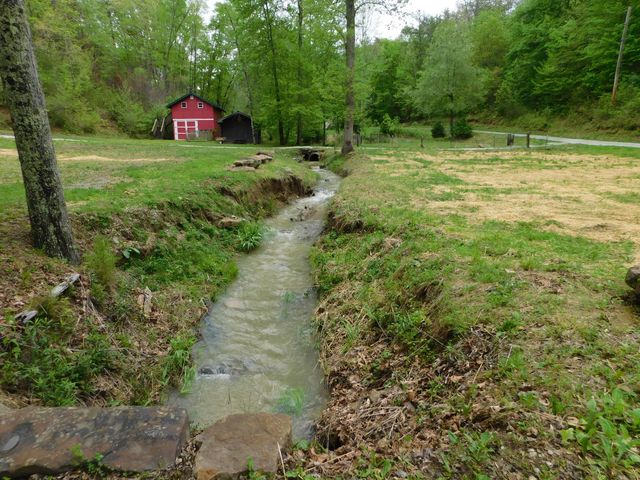 2536 Taylor School Road, London, KY 40741