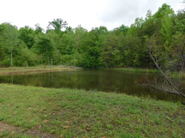 2536 Taylor School Road, London, KY 40741