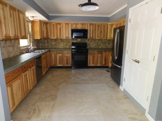 2536 Taylor School Road, London, KY 40741