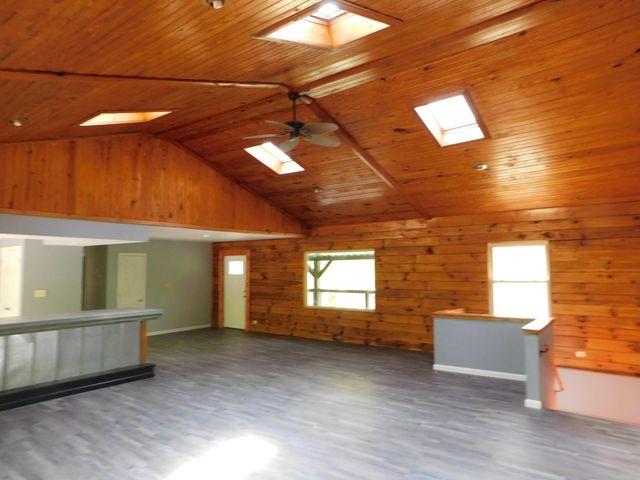 2536 Taylor School Road, London, KY 40741