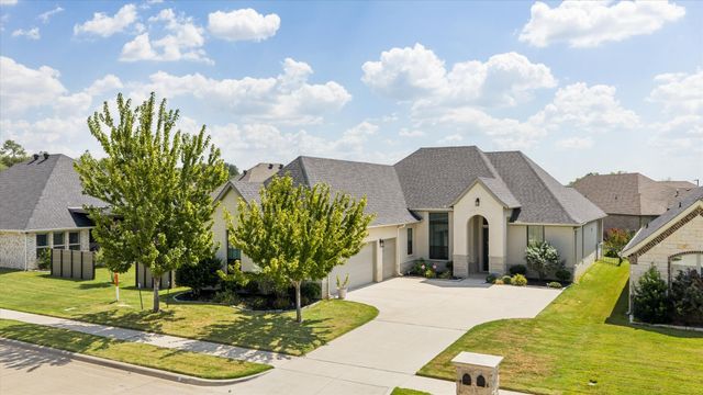 1109 Aviara Court, Granbury, TX 76048