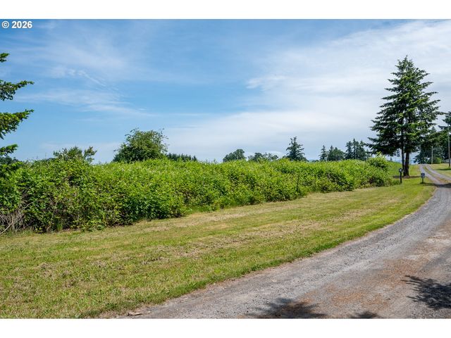 S Ellis Rd 2, Molalla, OR 97038