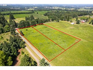 S Ellis Rd 2, Molalla, OR 97038