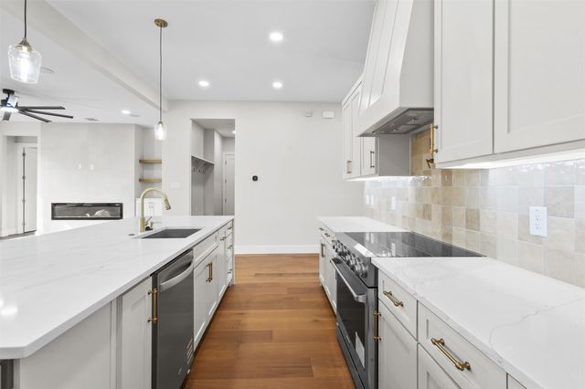 7133 Stone Villa Circle, North Richland Hills, TX 76182