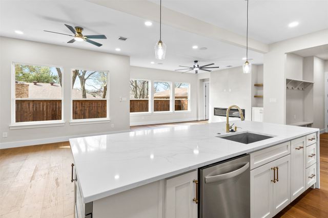 7133 Stone Villa Circle, North Richland Hills, TX 76182