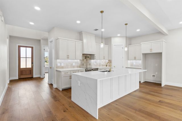 7133 Stone Villa Circle, North Richland Hills, TX 76182