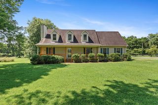 1159 Roy Sellers Rd, Columbia, TN 38401
